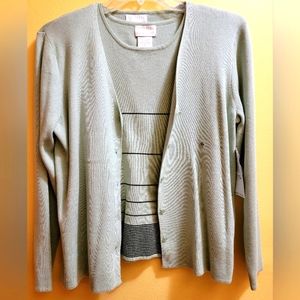 Designers Originals 2-piece, cactus green, fine knit sweater set